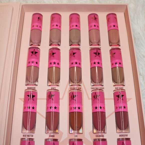$150 VALUE - NUDE LIQUID LIPSTICK VAULT Jeffree Star  NEW - Picture 6 of 7